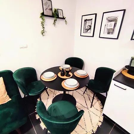 Park Borik 4you & Free Parking *