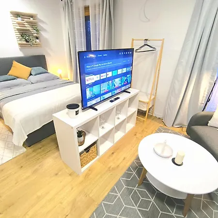 Park Borik 4you & Free Parking 질리나