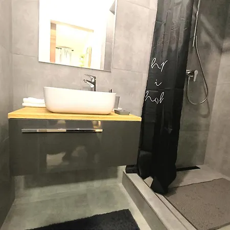 Park Borik 4you & Free Parking Apartament *